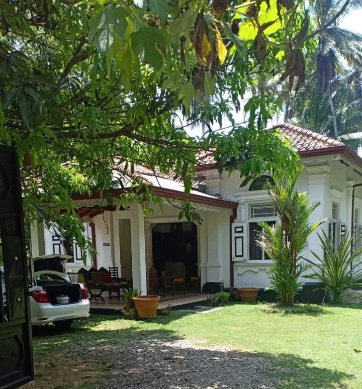 Prodej domu na Srí Lance, starší koloniální dům v městě Bentota, 1,5 km od pláže 1 Prodej domu na Srí Lance, starší koloniální dům v městě Bentota, 1,5 km od pláže