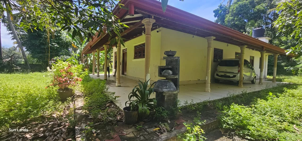 (Prodáno) Dům k prodeji 2500 m2 na Srí Lance, u města Dikwella, 1,5 km od pláže 2 (Prodáno) Dům k prodeji 2500 m2 na Srí Lance, u města Dikwella, 1,5 km od pláže